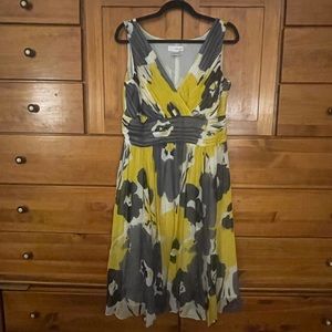 A Spiegel silk summer beauty! Yellow, gray, black and white - colors to love!